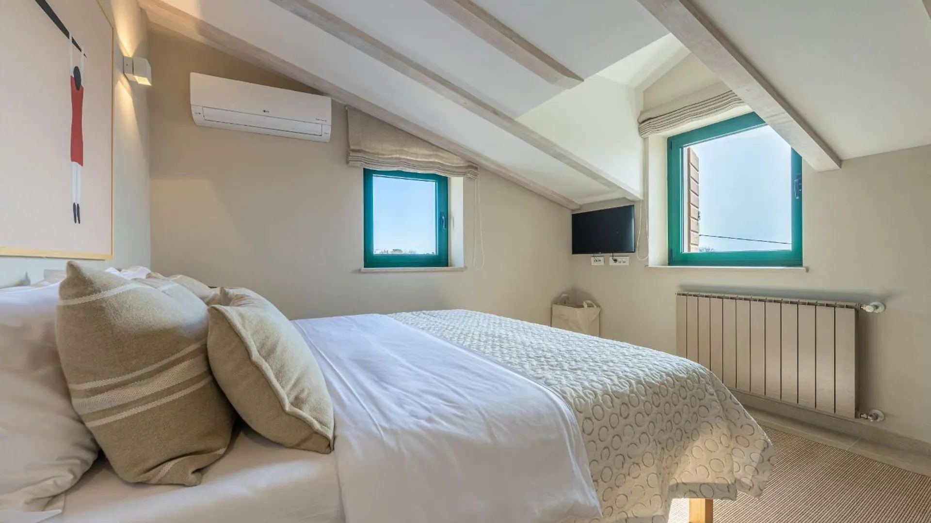 Luxury Villa Casa Nova With Wellness And Game Room Bale Croatia