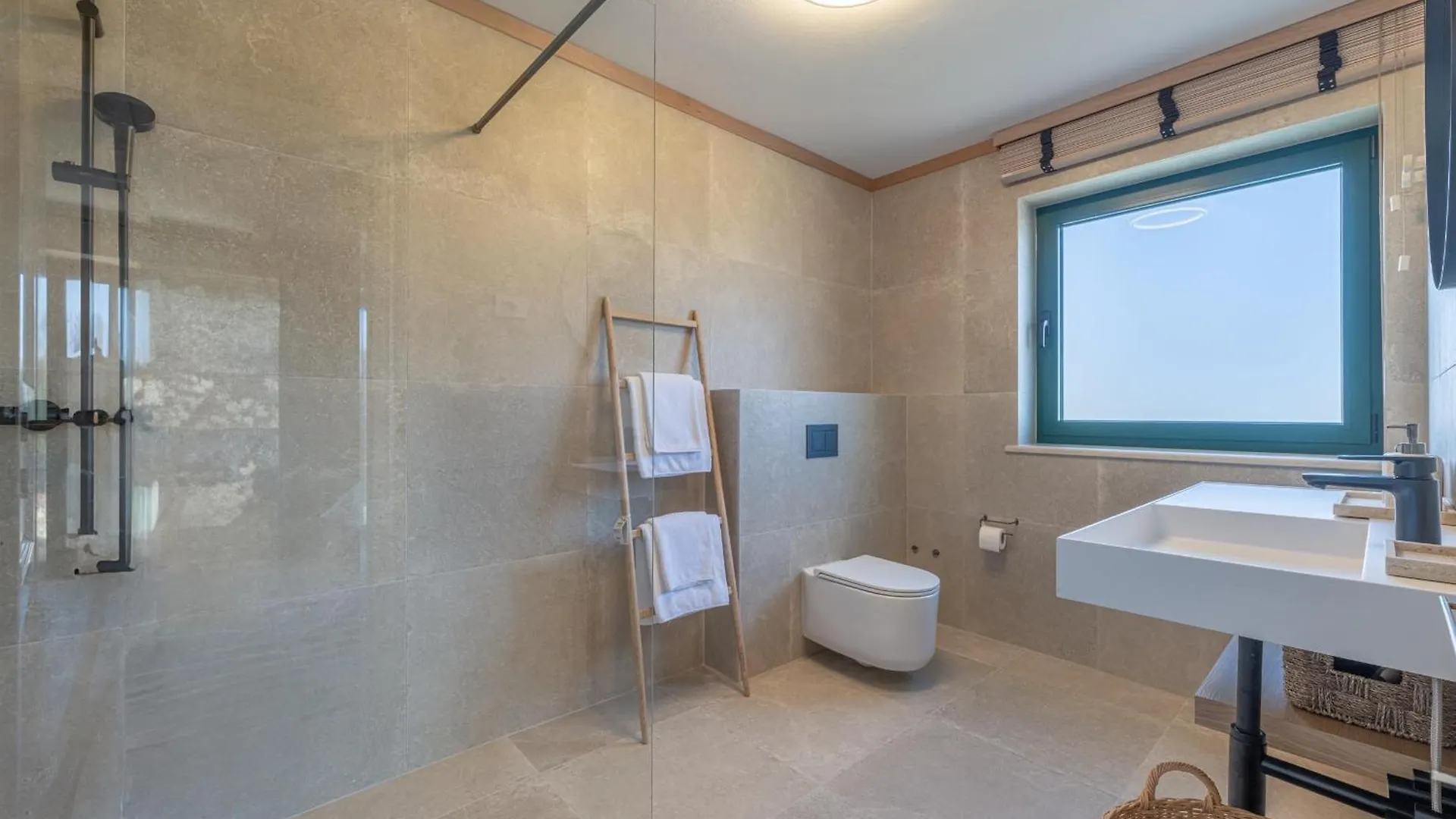 Luxury Villa Casa Nova With Wellness And Game Room Bale