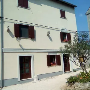 Appartamento Mon Perin Castrum - Castel, Bale
